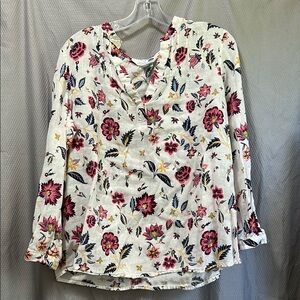 Old Navy Floral Linen Blouse